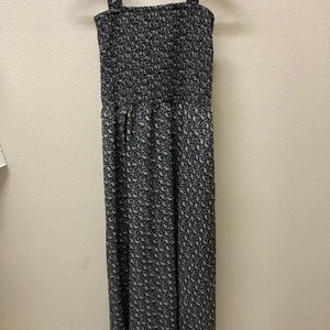 Black Entro Dress - Mid length